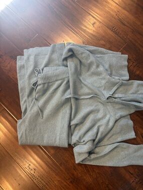 Time and Tru Knit Lounge Set medium